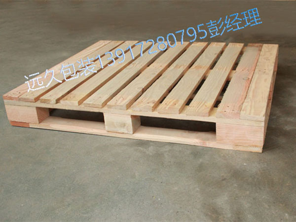 單面木托盤(pán)廣泛應(yīng)用于現(xiàn)代物流業(yè)